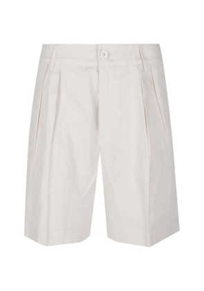 HINNOMINATE pleated shorts - White