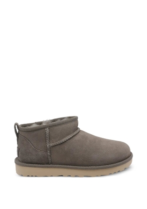 UGG Classic Ultra Mini round-toe logo ankle boots - Grey