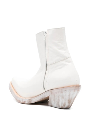 EGONlab. Spike leather boots - White