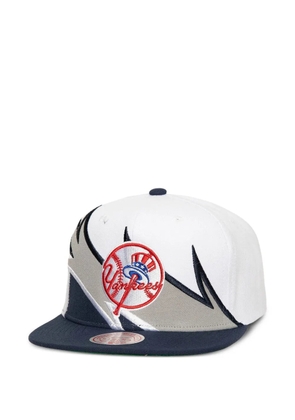 Mitchell & Ness MLB Waverunner Snapback cap - White