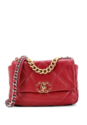 CHANEL Pre-Owned 19 Flap Bag Quilted Leather Medium crossbody bag - Red