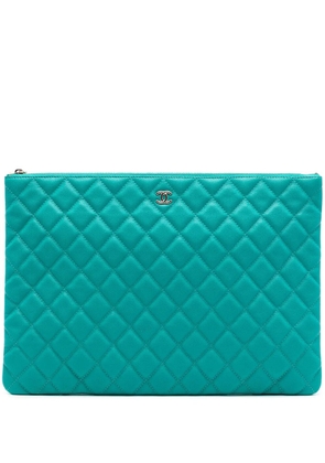 CHANEL Pre-Owned 2016-2017 Large Quilted Caviar O Case clutch bag - Blue