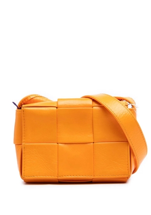 Bottega Veneta Pre-Owned 2012-2025 Extra Mini Crinkled Lambskin Intrecciato Cassette crossbody bag - Orange