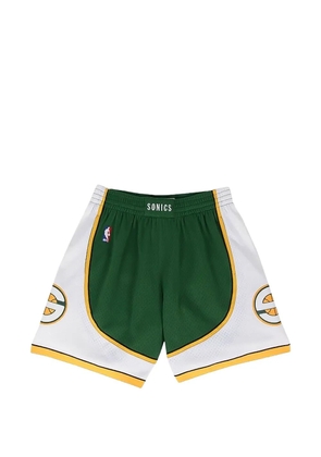 Mitchell & Ness NBA road swingman shorts - Green