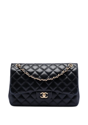 CHANEL Pre-Owned 2010-2011 Jumbo Classic Lambskin Double Flap shoulder bag - Black