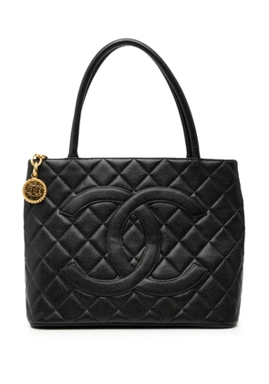 CHANEL Pre-Owned 2000-2002 Caviar Medallion tote bag - Black