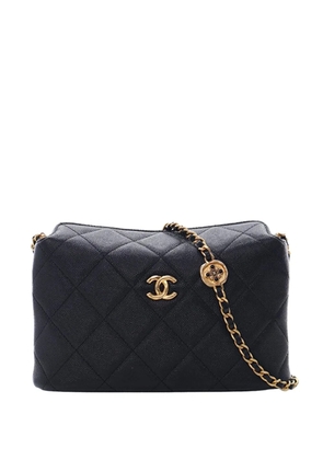 CHANEL Pre-Owned 2021-2026 Quilted Caviar Enamel Medallion Clutch With Chain crossbody bag - Black