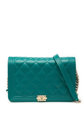 CHANEL Pre-Owned 2019 Quilted Lambskin Boy Wallet On Chain crossbody bag - Blue