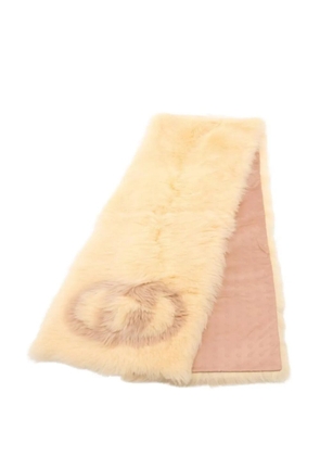 Gucci Pre-Owned 2010s GG-logo fur scarf - Yellow