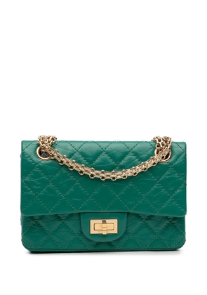 CHANEL Pre-Owned 2019 Quilted Aged Calfskin Reissue 2.55 Single Flap 224 crossbody bag - Green
