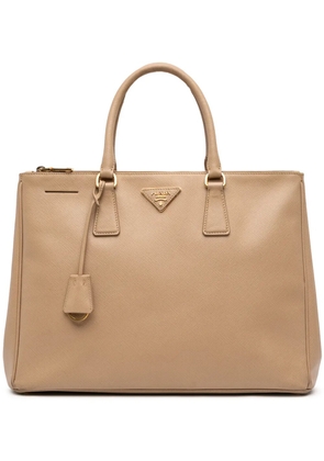 Prada Pre-Owned 2010-2026 Large Saffiano Lux Galleria Double Zip tote bag - Brown