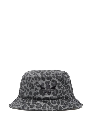 adidas leopard-print bucket hat - Grey
