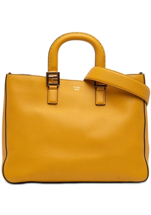 Fendi Pre-Owned 2010-2025 Medium Leather Selleria FF Tote satchel - Yellow