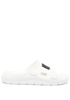AMIRI logo-patch round-toe slides - White