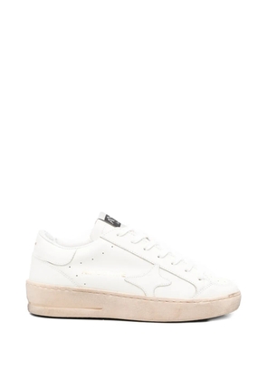 Ama Brand motif-appliqués sneakers - White