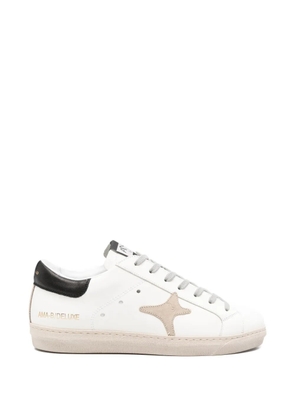 Ama Brand logo sneakers - White