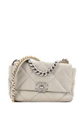 CHANEL Pre-Owned 19 Flap Bag Quilted Leather Medium crossbody bag - Grey