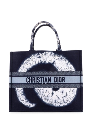 Christian Dior Pre-Owned Book Embroidered Canvas Large tote bag - Blue