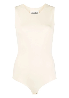 Maison Margiela round-neck sleeveless bodysuit - Neutrals