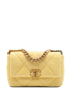 CHANEL Pre-Owned 2020 Medium Tweed 19 Flap satchel - Yellow