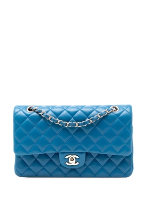 CHANEL Pre-Owned 2017-2018 Medium Classic Lambskin Double Flap shoulder bag - Blue