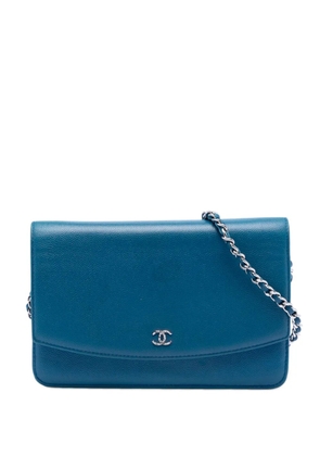CHANEL Pre-Owned 2012 CC Caviar Sevruga Wallet On Chain crossbody bag - Blue