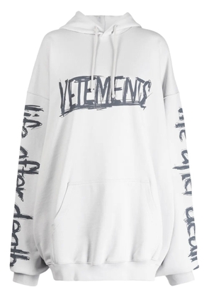 VETEMENTS logo-print cotton hoodie - Grey