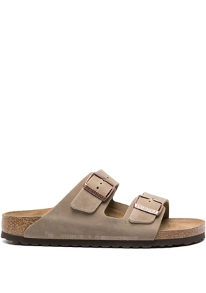 Birkenstock Arizona double-buckle leather sandals - Brown