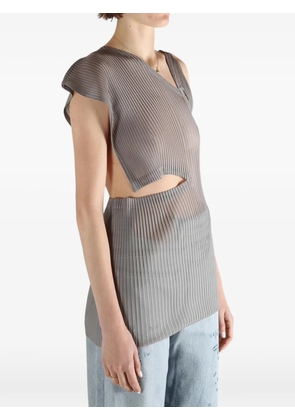 Issey Miyake cut-out pleated top - Grey