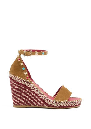 Valentino Garavani Rockstud wedge sandals - Neutrals
