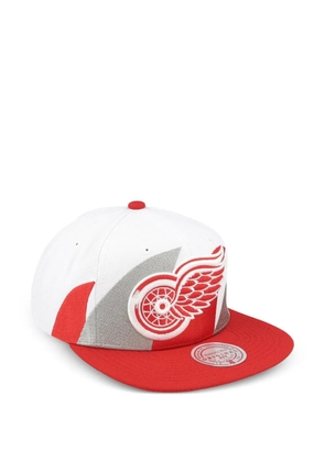 Mitchell & Ness Sharktooth snapback cap - White