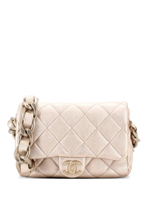 CHANEL Pre-Owned Chunky Chain CC Flap Bag Quilted Metallic Calfskin Small shoulder bag - Gold