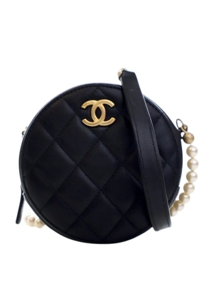 CHANEL Pre-Owned 2021 Quilted Lambskin About Pearls Round Clutch with Chain crossbody bag - Black