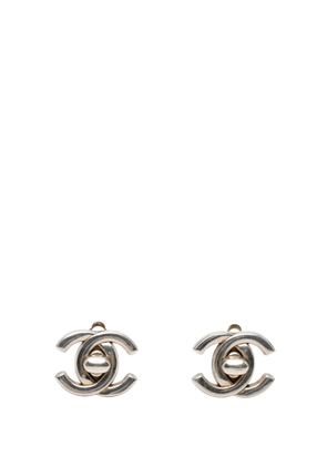 CHANEL Pre-Owned 1996 CC Silver Plated Turn Lock Clip On Earrings costume earrings