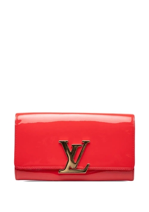 Louis Vuitton Pre-Owned 2015 Vernis Louise clutch bag - Red