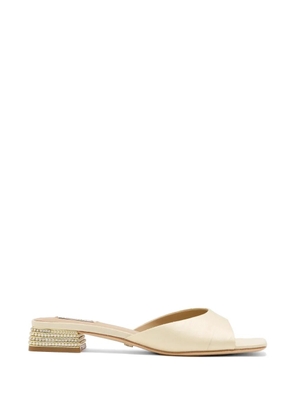 Badgley Mischka Oahu crystal-embellished block-heel sandals - Neutrals
