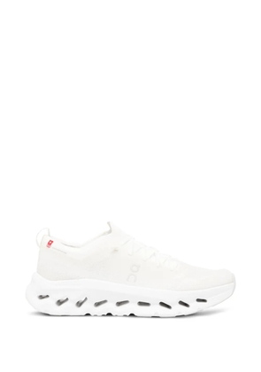 On Cloudtilt Moon sneakers - White