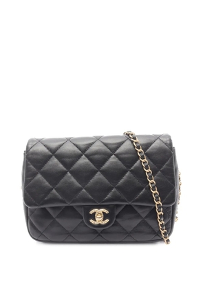 CHANEL Pre-Owned 2021-2026 CC Quilted Lambskin Chain Flap crossbody bag - Black