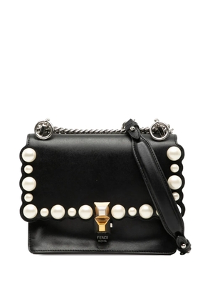 Fendi Pre-Owned 2010-2025 Mini Scalloped Leather and Pearls Kan I crossbody bag - Black