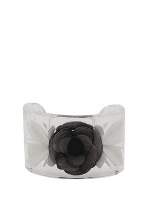 CHANEL Pre-Owned 2000 Lucite Camellia Cuff Bracelet costume bracelet - White