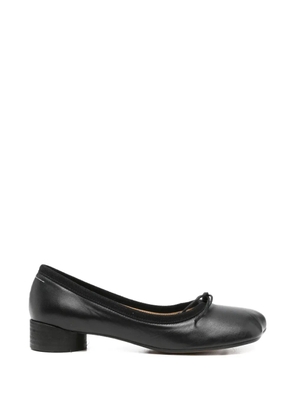 Maison Martin Margiela Pre-Owned leather pumps - Black