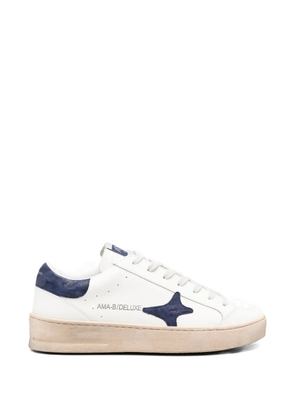 Ama Brand motif-detail sneakers - White