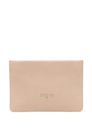Patrizia Pepe logo-appliqué clutch bag - Neutrals