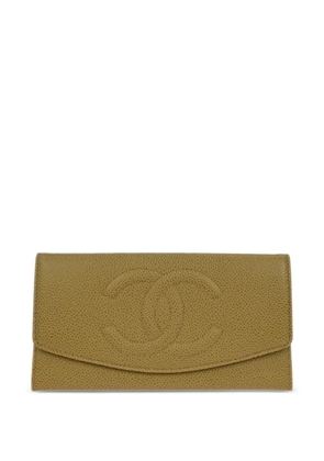 CHANEL Pre-Owned 1997 flap caviar leather wallet - Neutrals