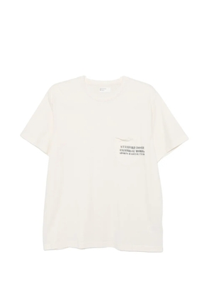 Universal Works logo-detail pocket T-shirt - Neutrals