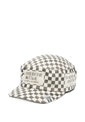 Maison MIHARA YASUHIRO checkerboard caps - Neutrals