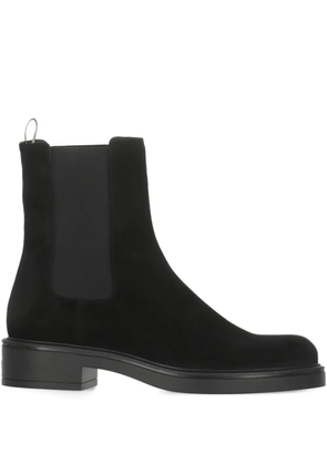 Stuart Weitzman 40mm Celia suede boots - Black