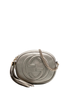 Gucci Pre-Owned 2016-2026 Mini Metallic Pebbled Calfskin Soho Chain crossbody bag - Silver