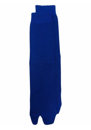 Maison Margiela Tabi ribbed-knit socks - Blue