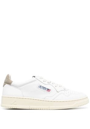 Autry AULM leather low-top sneakers - White